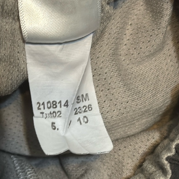 Tasc Performance Athletic Shorts Men’s Size Small Lined Athleisure Workout Gray - Picture 9 of 11